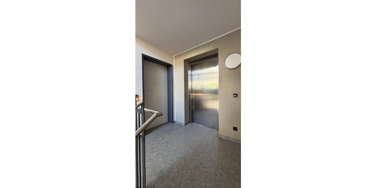 Etagenwohnung Kreuztal - 3 Zimmer, 90 m&sup2;, 1.270&euro; | Angebot:26067702