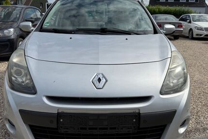 Renault Clio 189.000 km 2.400 &euro; Essen 45355