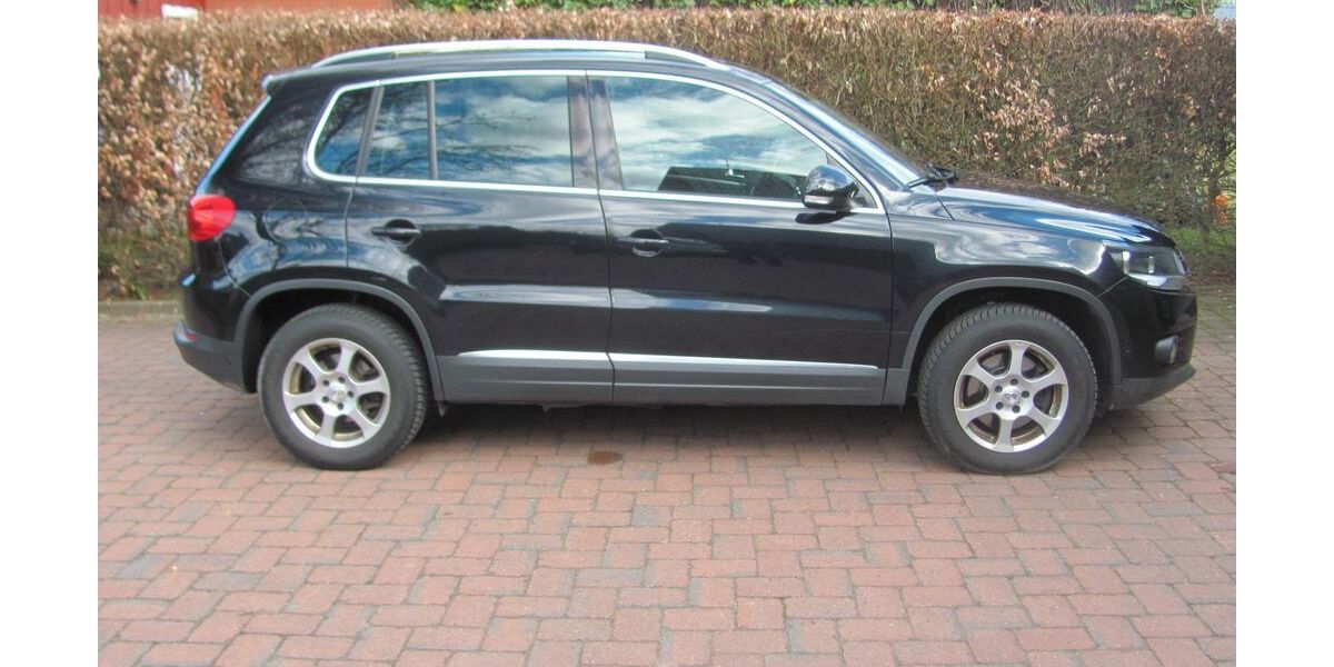 VW Tiguan 329.400 km 6.100 &euro; Visselhövede 27374
