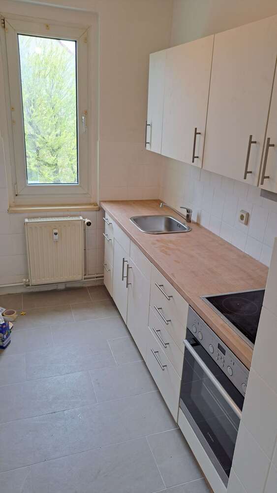 Wohnung zum Mieten in Pegau 325 € 48 m²