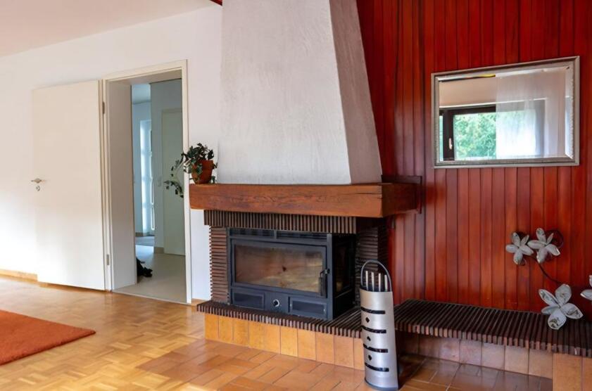 Charmante Doppelhaushälfte in Hochspeyer zimmer