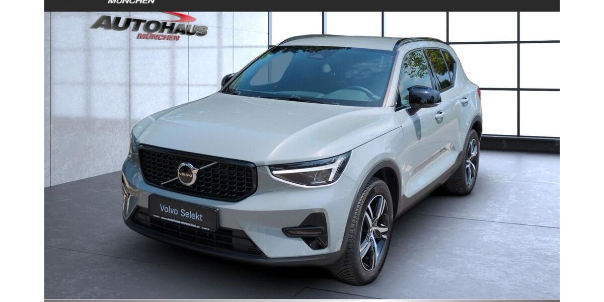 Volvo XC40 16.050 km 32.990 &euro; München 81825