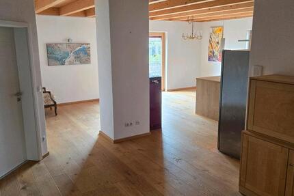 Obergeschosswohnung mit Garten zu Vermieten zimmer