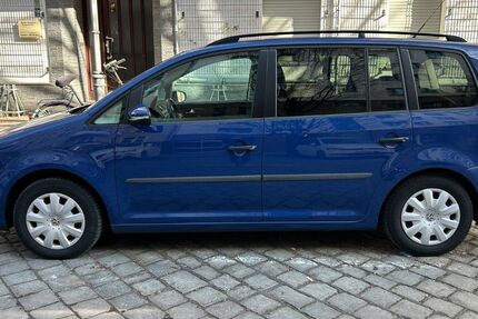 VW Touran 270.000 km 4.500 &euro; Berlin 10551