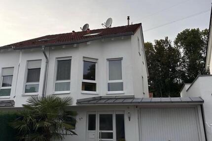 HausDoppelhaushälfte mit Garten, Garage in Witten 5.5 zimmer