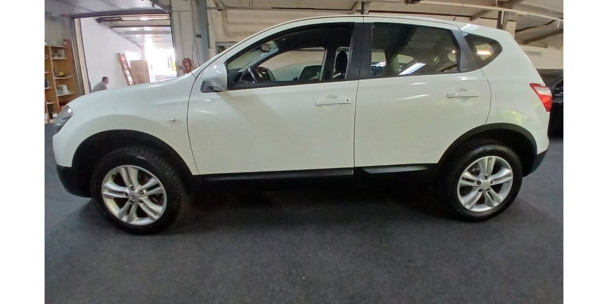 Nissan Qashqai 279.990 km 4.400 &euro; Rüsselsheim 65428