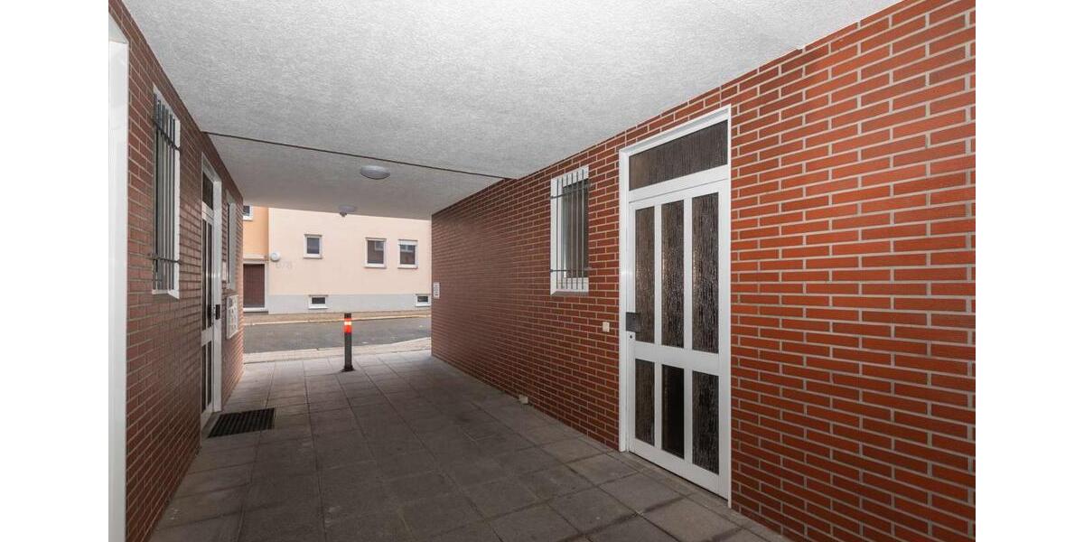 Erdgeschoßwohnung Leipzig Paunsdorf - 4 Zimmer, 100 m&sup2;, 1.070&euro; | Angebot:25428644