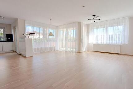 Wohnung Backnang - 3.5 Zimmer, 93 m&sup2;, 1.350&euro; | Angebot:26214473