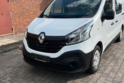 Renault Trafic 97.000 km 10.900 &euro; Wiesbaden 65185