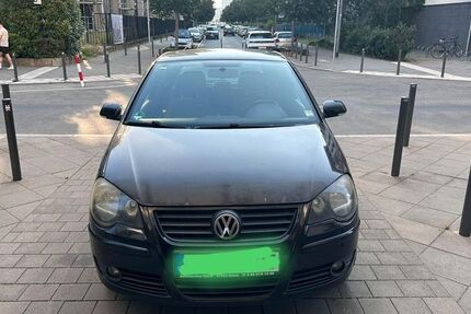 VW Polo 268.506 km 900 &euro; Mainz-Kastel 55252