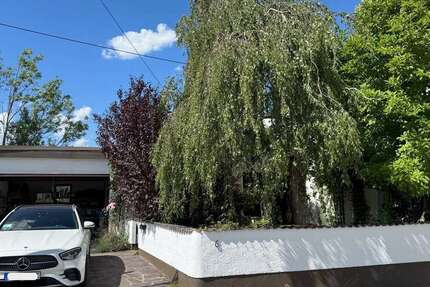 Haus zum Mieten in Grasbrunn 3.250 € 162 m²