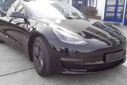 Tesla Model 3 45.455 km 29.950 &euro; Steinbach-Hallenberg OT Herges-Hallenberg 98587