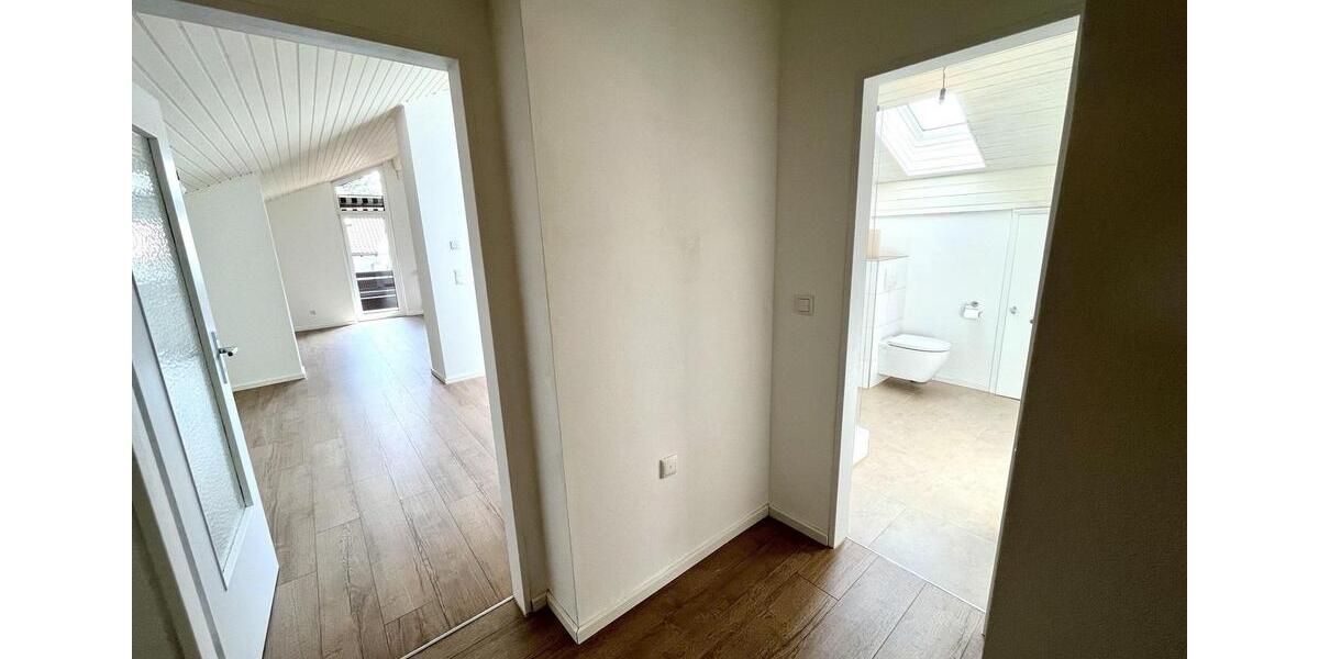 Dachgeschoßwohnung Bergen - 1.5 Zimmer, 64 m&sup2;, 840&euro; | Angebot:26613871