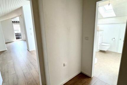 Wohnung Bergen - 1.5 Zimmer, 64 m&sup2;, 840&euro; | Angebot:26613871