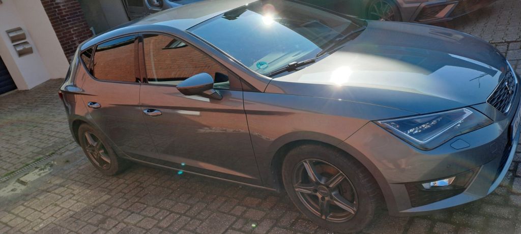 Seat Leon 179.477 km 7.400 &euro; Wegberg 41844