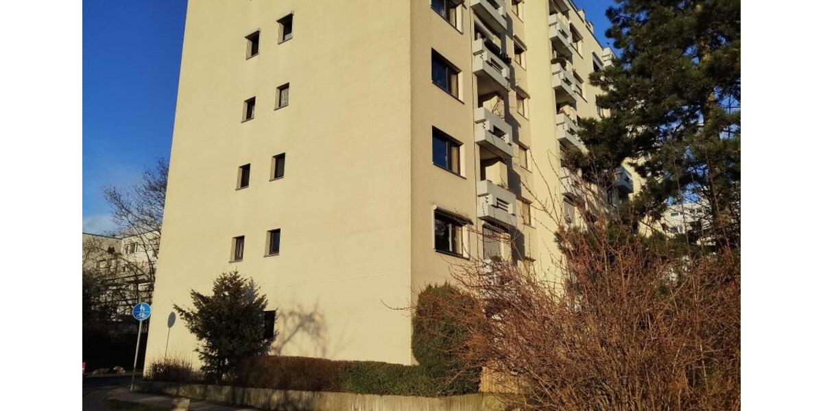 4 Zi. WHG, 90 m2 WÜ-Heuchelhof Stellplatz Balkon, Familien Paare 4 zimmer