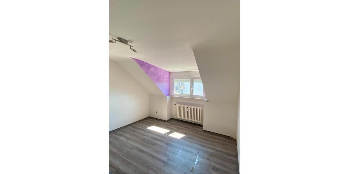 Dachgeschoßwohnung Rheinfelden (Baden) - 3 Zimmer, 75 m&sup2;, 200.000&euro; | Angebot:26699606
