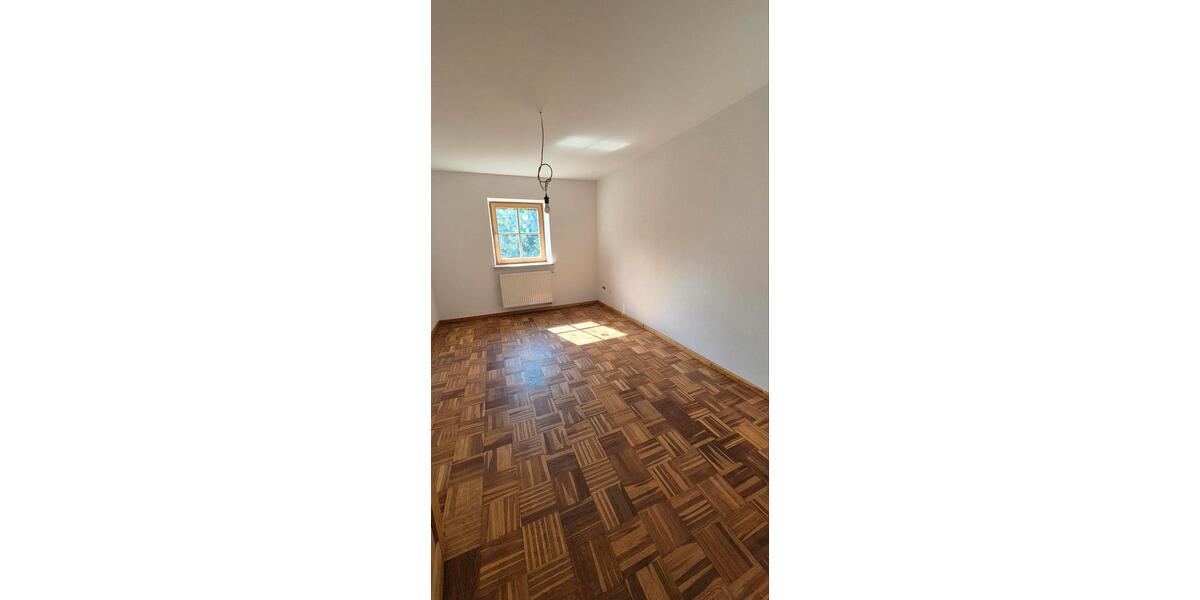 Bauernhaus, Landhaus Pähl - 8 Zimmer, 200 m&sup2;, 2.190&euro; | Angebot:26383332