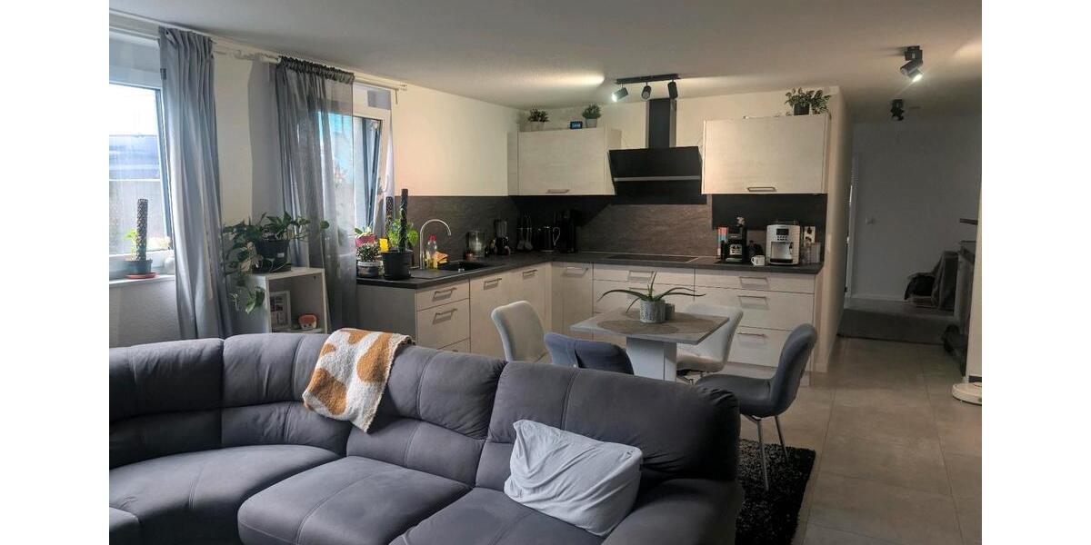 Etagenwohnung Linkenheim-Hochstetten Hochstetten - 2 Zimmer, 65 m&sup2;, 1.200&euro; | Angebot:24625479