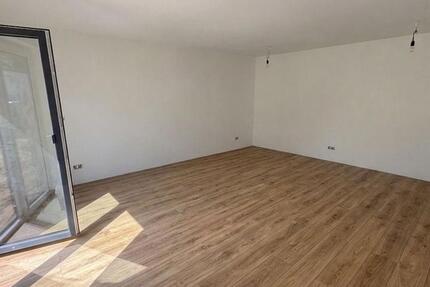 Wohnung Siegen Eiserfeld - 2 Zimmer, 77 m&sup2;, 930&euro; | Angebot:26302908