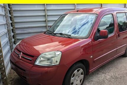 Citroen Berlingo 174.309 km 2.300 € Lübeck 23556