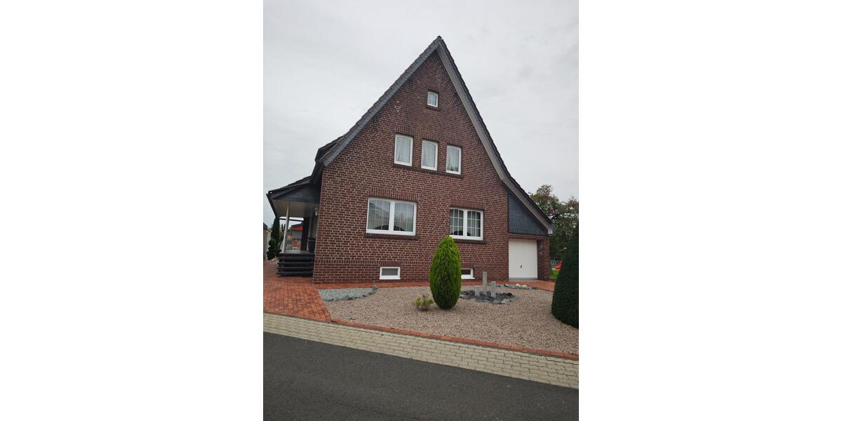 Einfamilienhaus Gangelt - 5 Zimmer, 150 m&sup2;, 1.185&euro; | Angebot:25449519