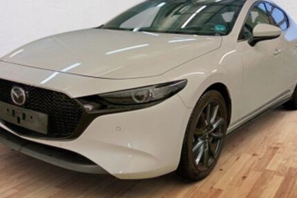 Mazda 3 16.100 km 24.800 &euro; Rinteln 31737