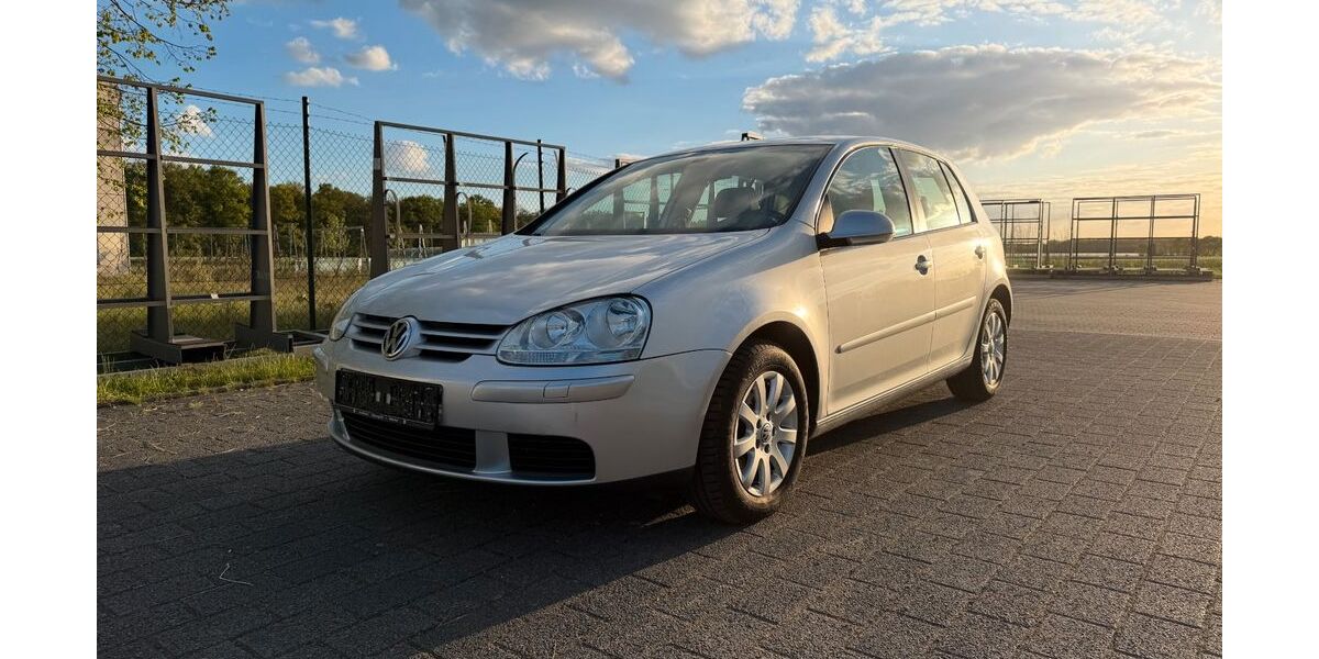 VW Golf 137.000 km 3.999 &euro; Lampertheim-Hüttenfeld 68623