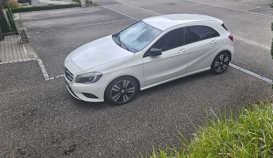 Mercedes-Benz A 200 175.000 km 10.900 € Iffezheim 76473
