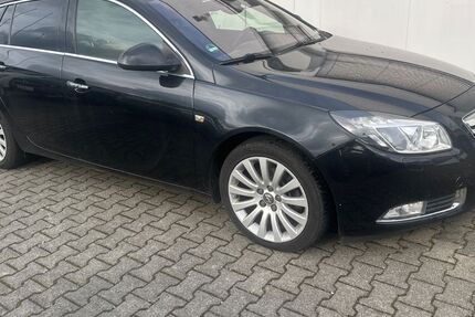 Opel Insignia 257.000 km 4.990 € Walldorf 64546