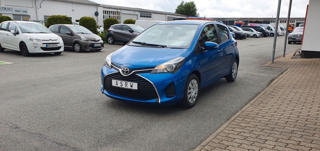 Toyota Yaris 105.290 km 8.900 € Rostock- Sievershagen 18069