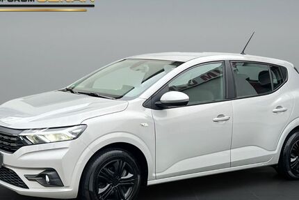 Dacia Sandero 79.906 km 9.399 &euro; Löhne 32584