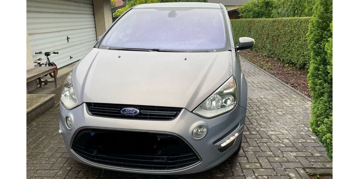 Ford S-Max 106.000 km 9.500 &euro; Kolkwitz 03099