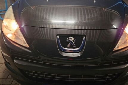 Peugeot 207 180.000 km 1.500 &euro; Bonn 53119