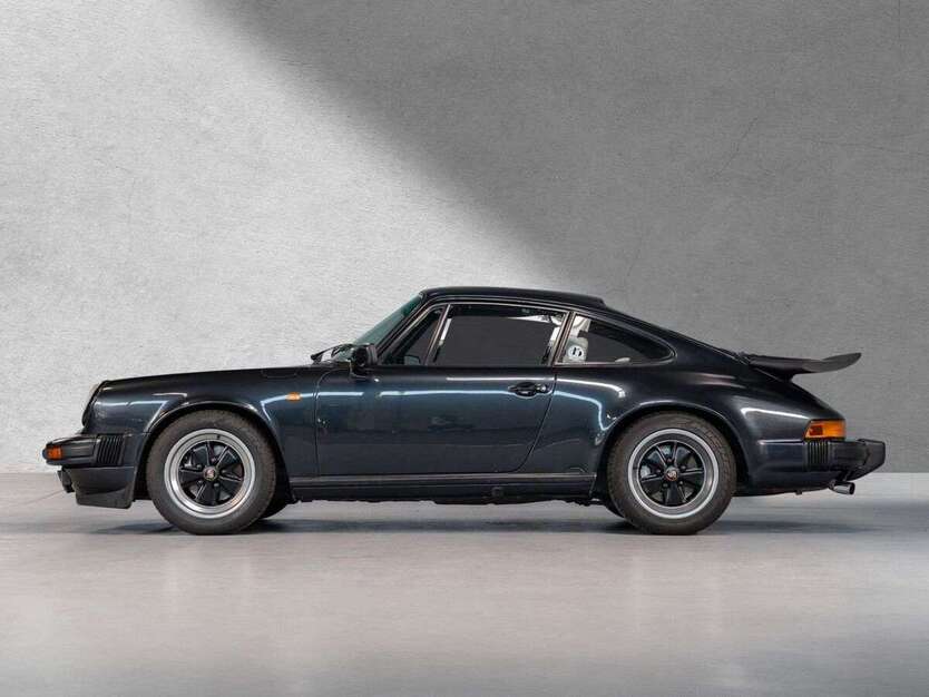 Porsche 911 97.621 km 69.911 € Hamburg 22339