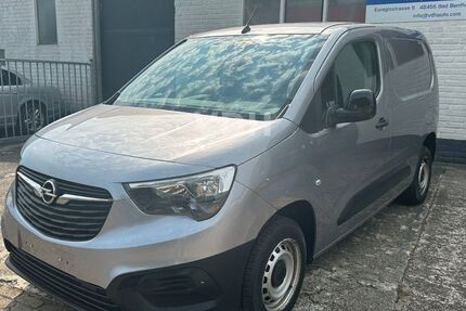 Opel Combo 124.839 km 10.990 &euro; Bad Bentheim - Gildehaus 48455
