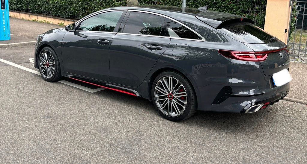 Kia pro ceed / ProCeed 78.222 km 22.750 &euro; Stuttgart 70191
