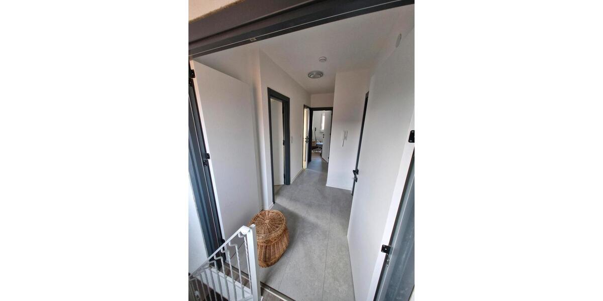 Etagenwohnung Stuttgart Vaihingen - 5 Zimmer, 96 m&sup2;, 1.550&euro; | Angebot:26652368
