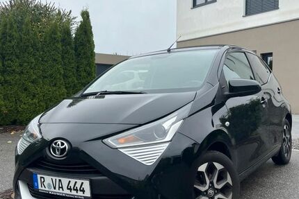 Toyota Aygo (X) 90.413 km 7.950 € Pettendorf 93186