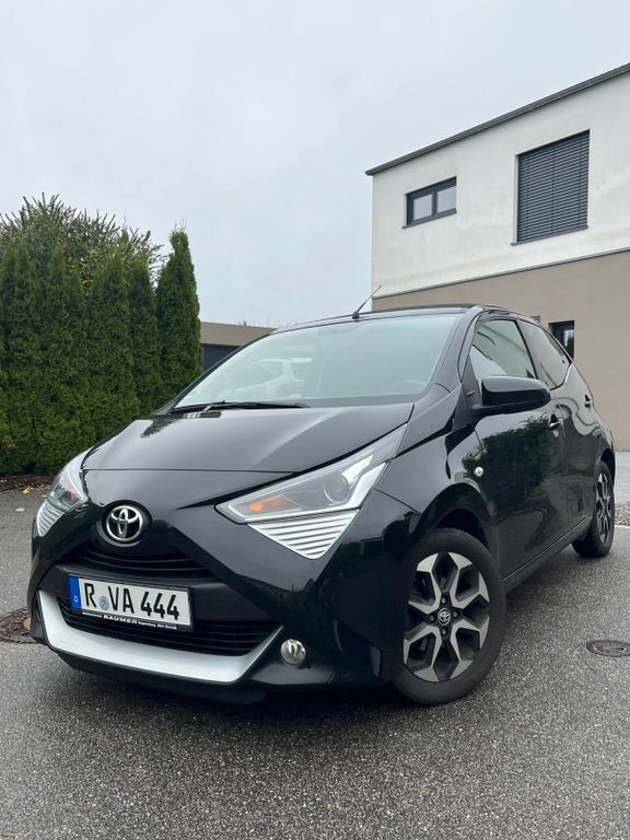 Toyota Aygo (X) 90.413 km 7.950 € Pettendorf 93186