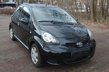 Toyota Aygo (X) 181.000 km 1.650 &euro; Hamburg 22547