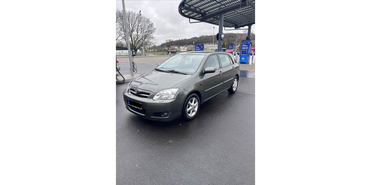 Toyota Corolla 172.560 km 3.500 &euro; Schlüchtern 36381