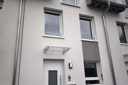Haus zum Mieten in Norderstedt 2.000 € 120 m²