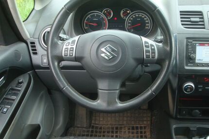 Suzuki SX4 330.262 km 2.600 &euro; Ilmenau 98694