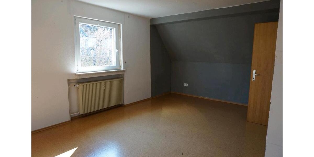 Einfamilienhaus Breidenbach - 7 Zimmer, 258 m&sup2;, 249.000&euro; | Angebot:26869708