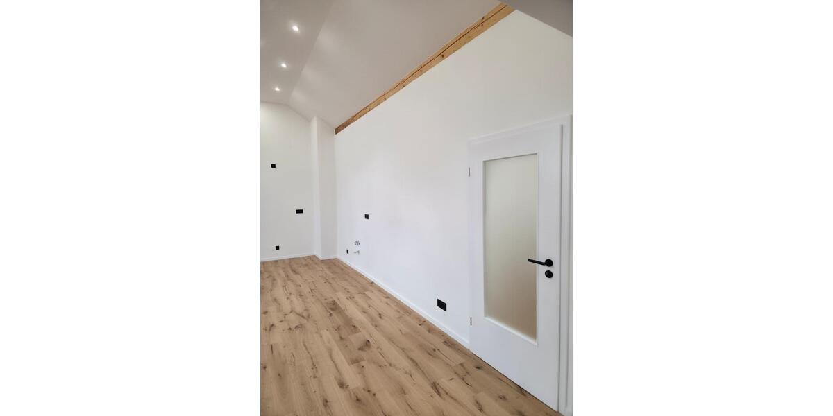 Dachgeschoßwohnung Regensburg Konradsiedlung - 2 Zimmer, 70 m&sup2;, 395.000&euro; | Angebot:24842239