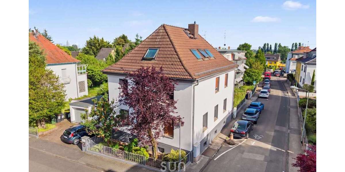 Einfamilienhaus Frankfurt am Main Sossenheim - 9 Zimmer, 244 m&sup2;, 799.000&euro; | Angebot:26809561