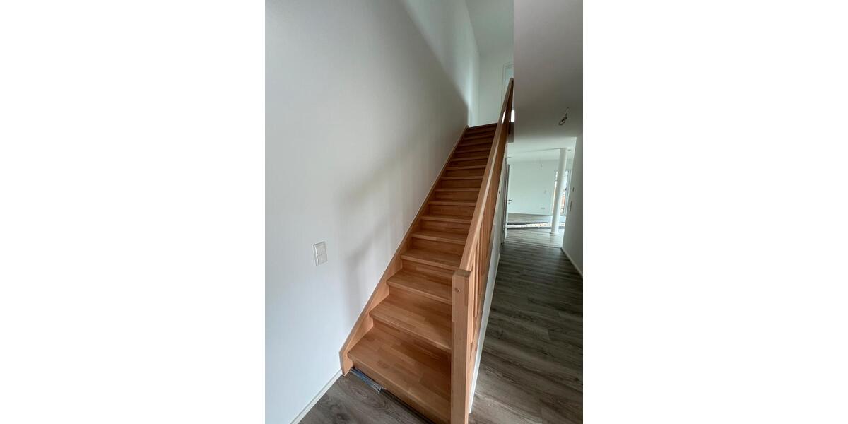 Doppelhaushälfte Dielheim - 4 Zimmer, 130 m&sup2;, 2.100&euro; | Angebot:25831362