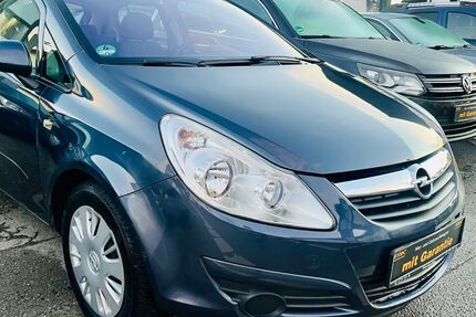 Opel Corsa 141.000 km 3.490 &euro; München 81825