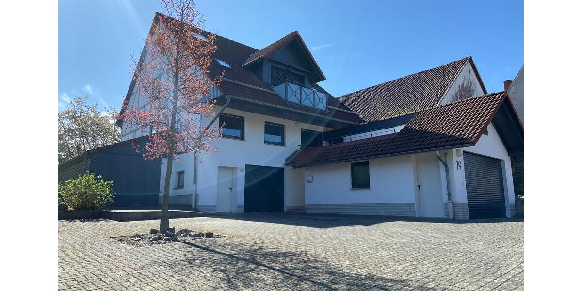Einfamilienhaus Naumburg - 7.5 Zimmer, 200 m&sup2;, 372.000&euro; | Angebot:26926482